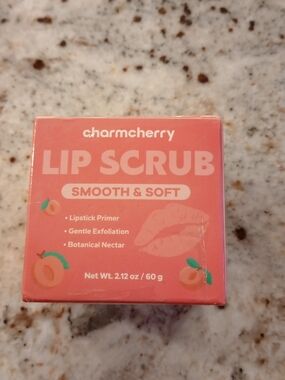 Smooth & Soft Lip Scrub – Peach Pink Exfoliating Treatment